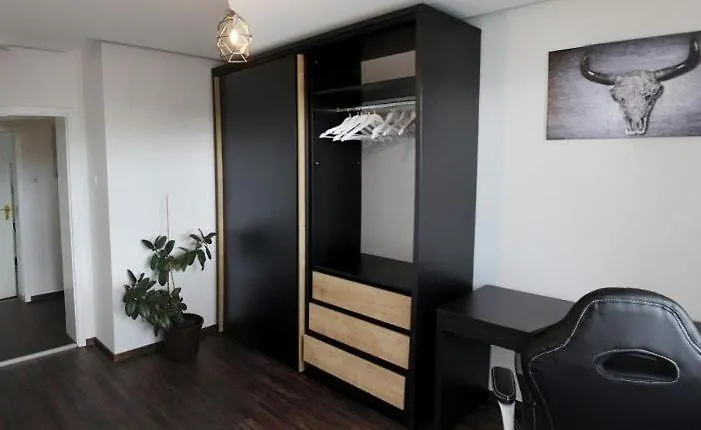 Apartments- Stilvolles 95 Qm Mit Balkon Und Parkplatz Augusta Germania
