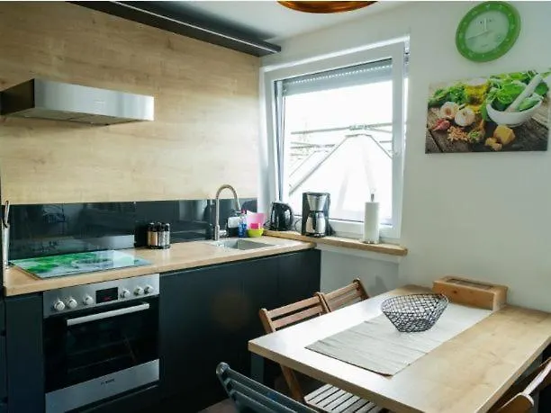 Apartments- Stilvolles 95 Qm Mit Balkon Und Parkplatz Augusta Germania