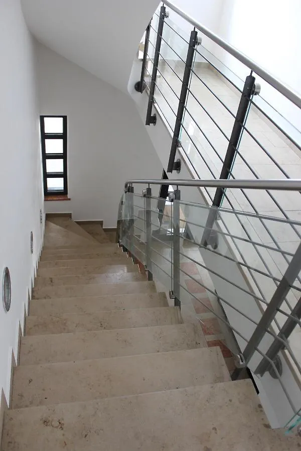 Apartments- Stilvolles 95 Qm Mit Balkon Und Parkplatz Augusta